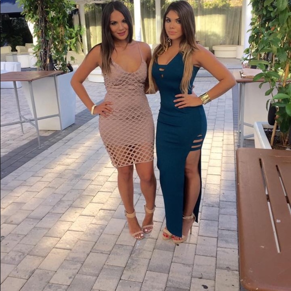 Missguided Caged midi Dress